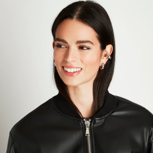 CASACA CORTA ECO CUERO NEGRO