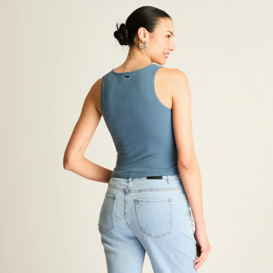 POLERA CROP TOP SIN MANGA